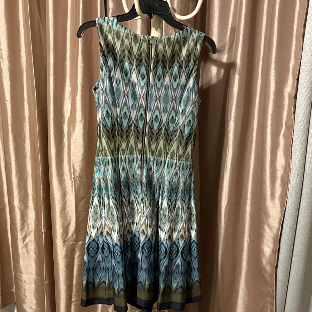 Gabby Skye Sleeveless Geometric Midi Dress - Blue and Green - Picture 3 of 3